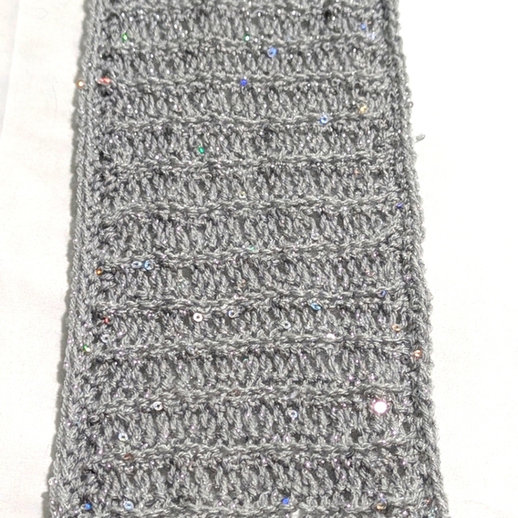 Artisan Made Women's Hand Knitted Oblong Silvery/Grey Scarf with Sequin Accents - Picture 11 of 12